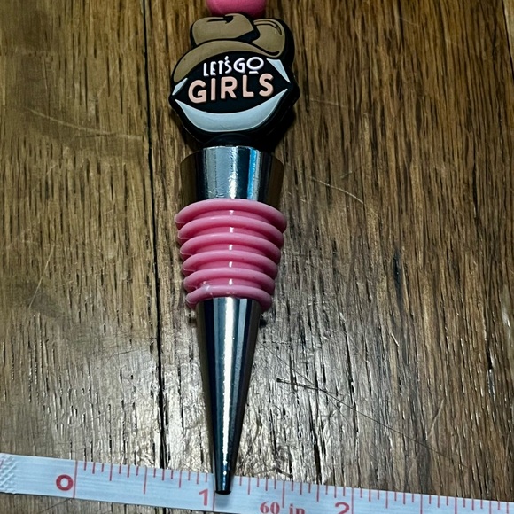New country themed Let’s Go Girls" Pink Accent Wine Bottle Stopper handmade - Picture 6 of 6